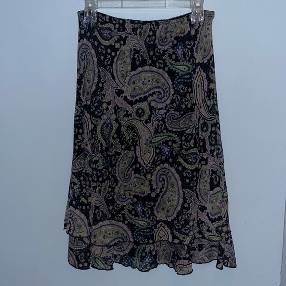 Floral Briggs Mid Length Layered skirt |‎ 5P - Picture 1 of 6